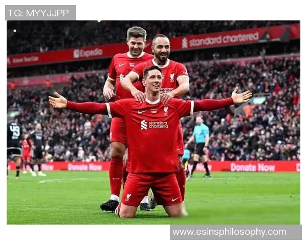 足球传奇托雷斯的职业生涯与个人成就全解析 足球传奇托雷斯的职业生涯与个人成就全解析